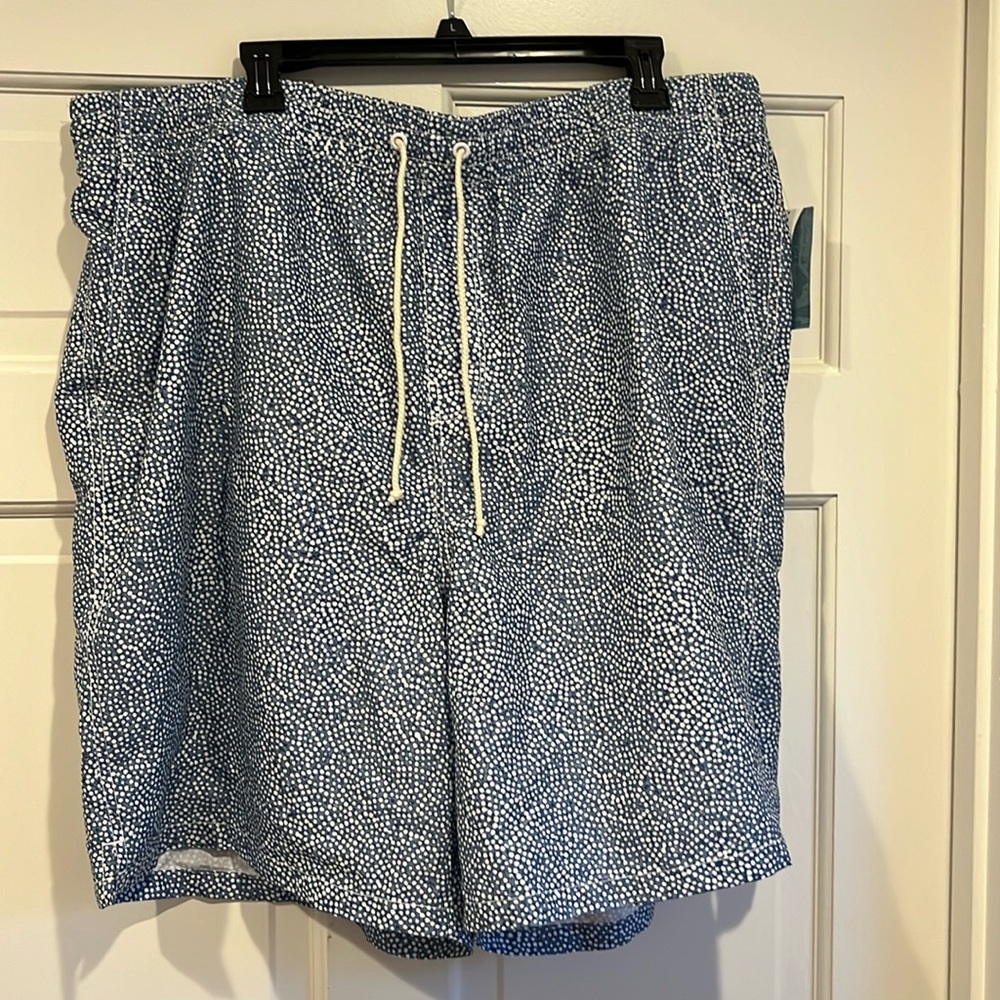 Old Navy XXL swim trunks NEW